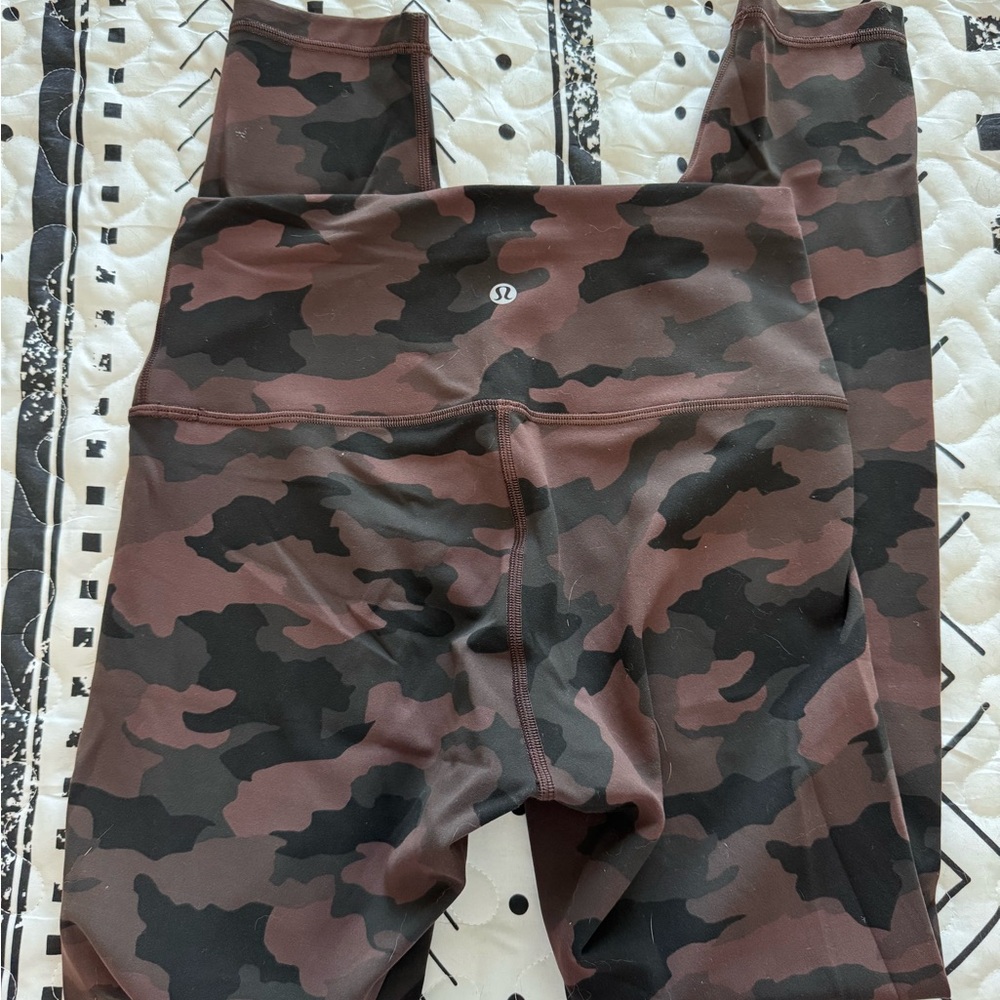Lululemon Athletica Brown Camouflage Leggings